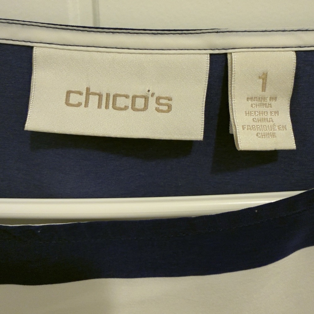 Chicos Women's White Royal Blue Thick Stripe Blouse Size 1‎ - Picture 3 of 6